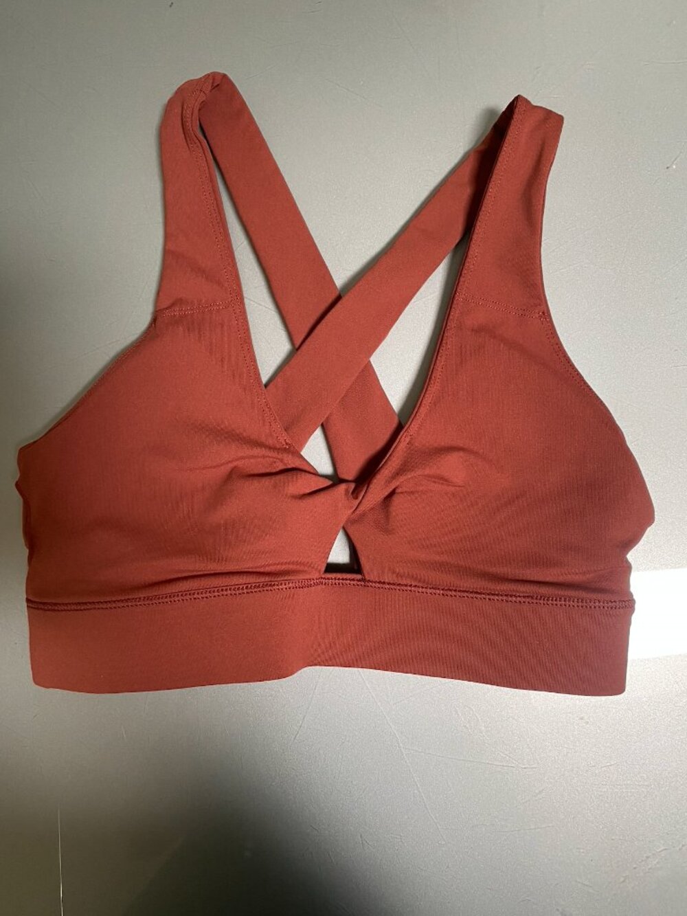 Fabletics Oasis Twist Sports Bra Rust Color Size Small